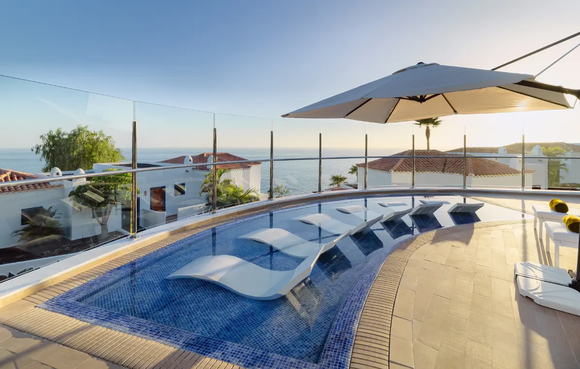 atardecer-piscina-spa-ahemon